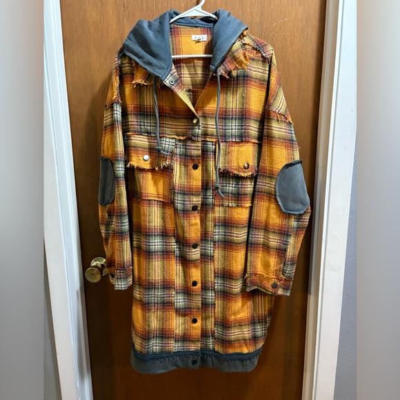 Three Bird Nest POL NWOT Plaid Patch Hooded Frayed Jacket - Picture 3 of 5